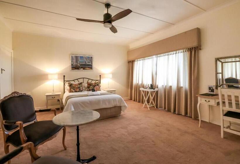 Люкс Повышенной Комфортности, Hathaway Guest House