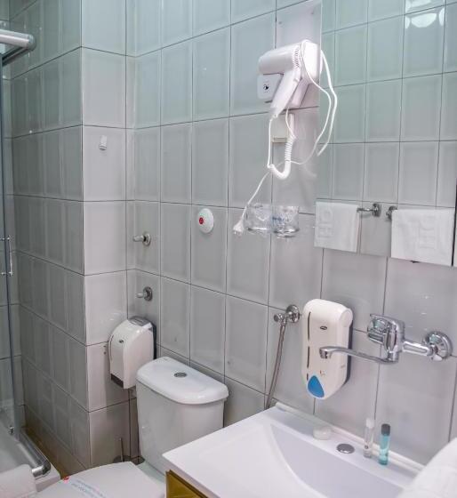 اتاق استاندارد یک نفره, Integra