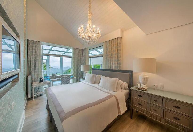 جناح سوبيريور, Castelo Saint Andrews