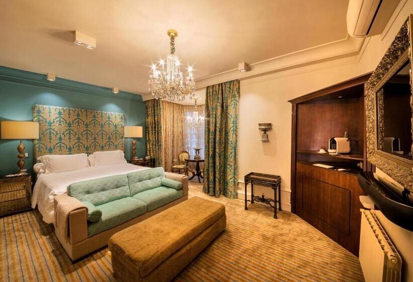 جناح ديلوكس, Castelo Saint Andrews