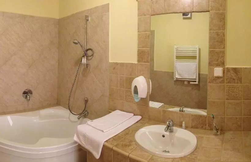 Deluxe-huone Parveke, Semiramis Business