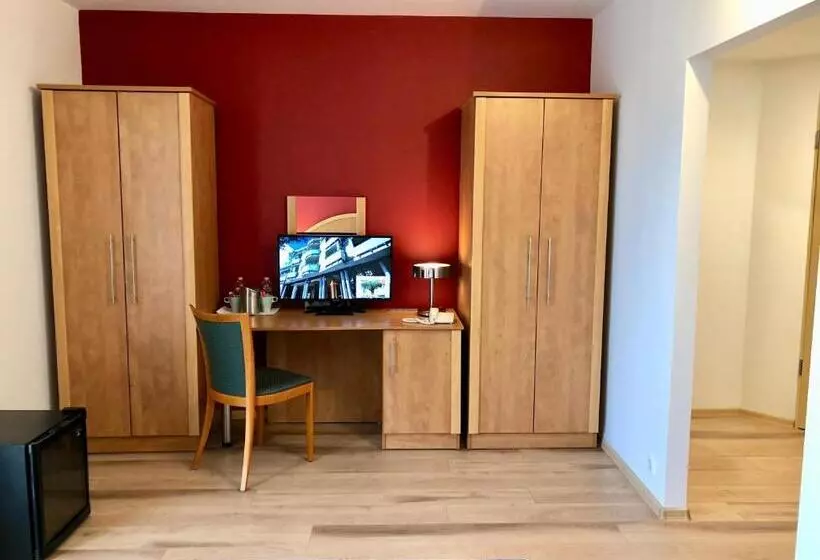 Deluxe-huone Parveke, Semiramis Business