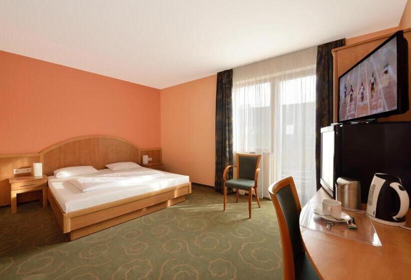 标准间, Semiramis Business