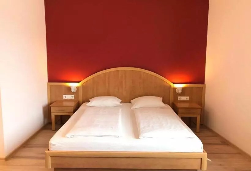 Standard-huone, Semiramis Business