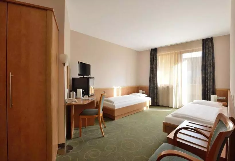Standard-huone, Semiramis Business