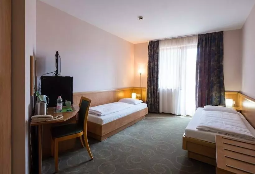 Standard-huone, Semiramis Business