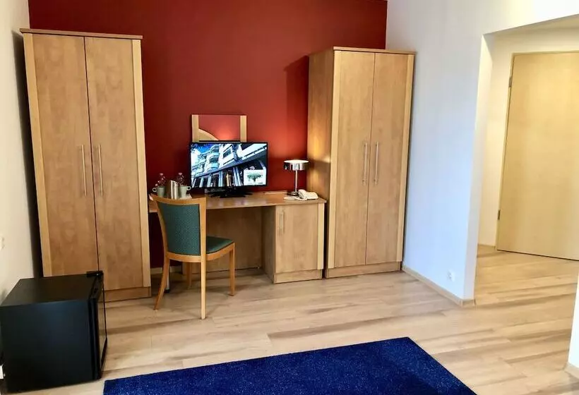 Deluxe-huone Parveke, Semiramis Business