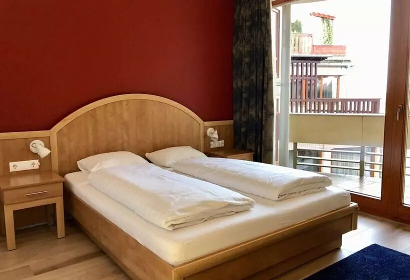 Deluxe-huone Parveke, Semiramis Business