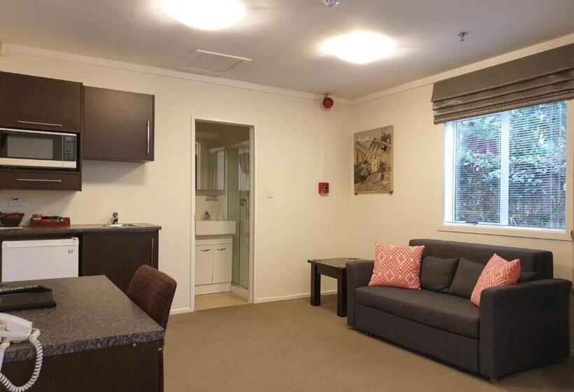 Номер Executive, At Eden Park Motel