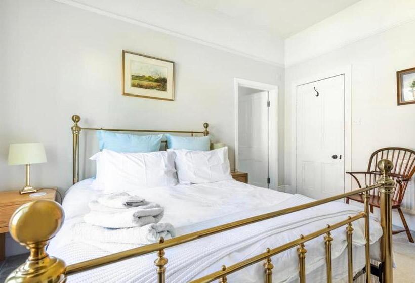 اتاق استاندارد, Hedgebank