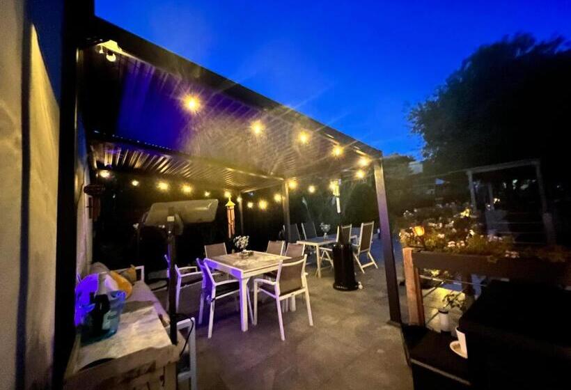 חדר דלוקס, Le Clos Fleuri