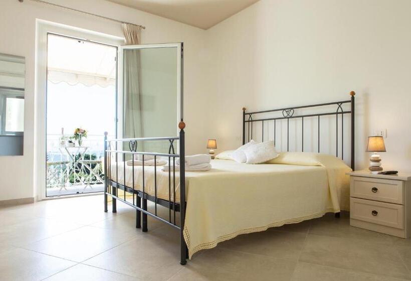 سوییت خانوادگی, Fonte D Olio Conero Relais