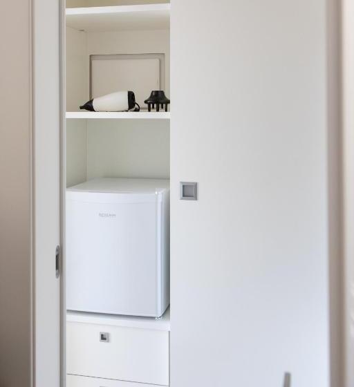 اتاق استاندارد اینتریور, Fonte D Olio Conero Relais