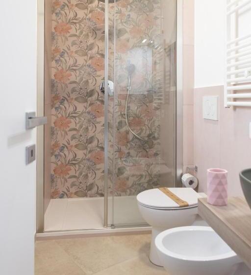 اتاق استاندارد اینتریور, Fonte D Olio Conero Relais