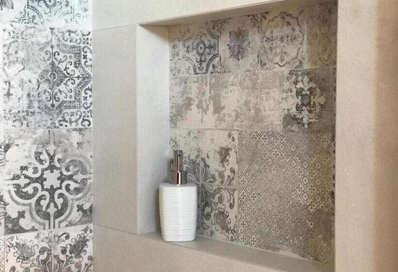 اتاق لوکس با بالکن, Fonte D Olio Conero Relais