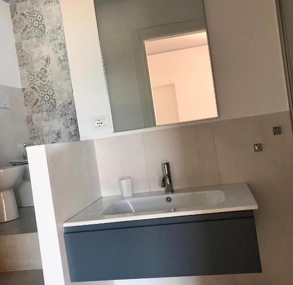 اتاق لوکس با بالکن, Fonte D Olio Conero Relais