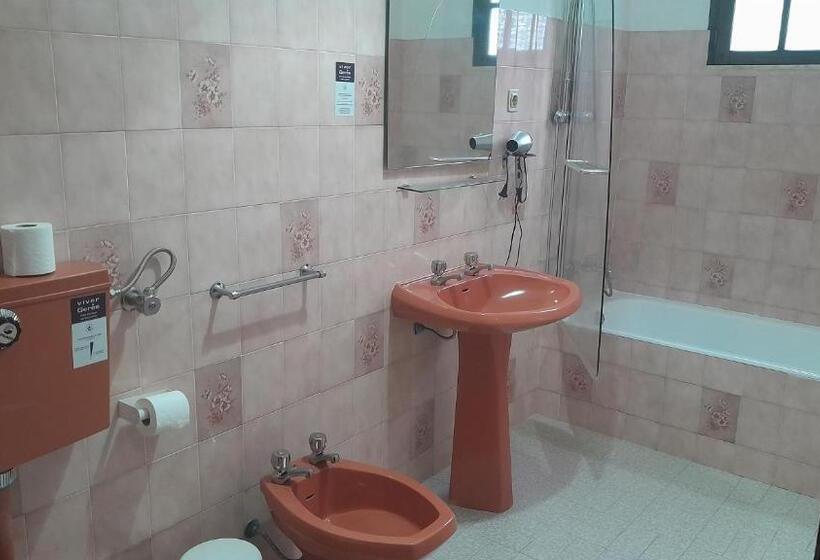 غرفة قياسية مزوَّدة بشُرفة, Serrana Gerês