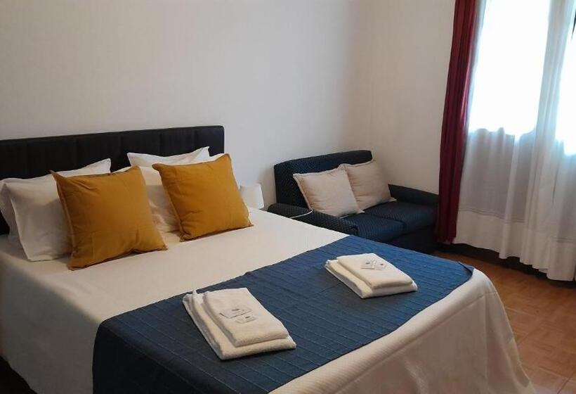 غرفة قياسية مزوَّدة بشُرفة, Serrana Gerês