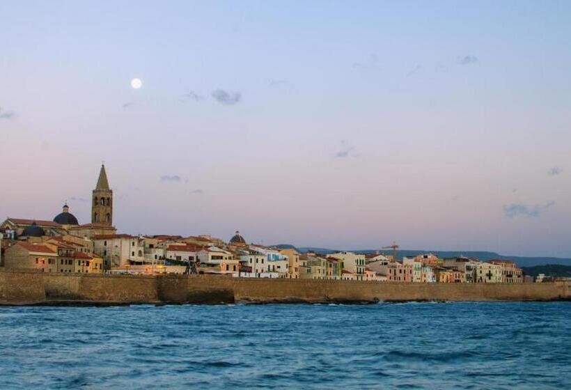 Апартаменты 1 Спальня Вид на Море, Romantic House Spettacolare Vista Mare Unica Nel Suo Genere Self Check In