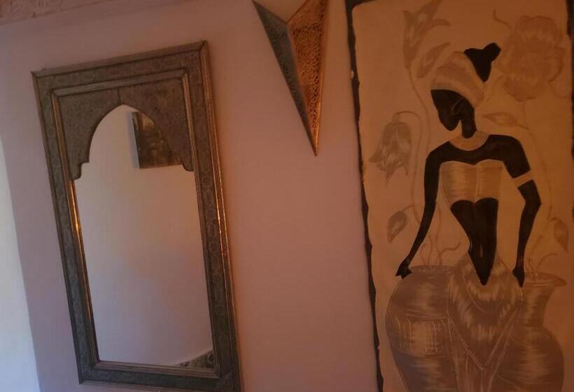 标准间, Riad Le Moucharabieh