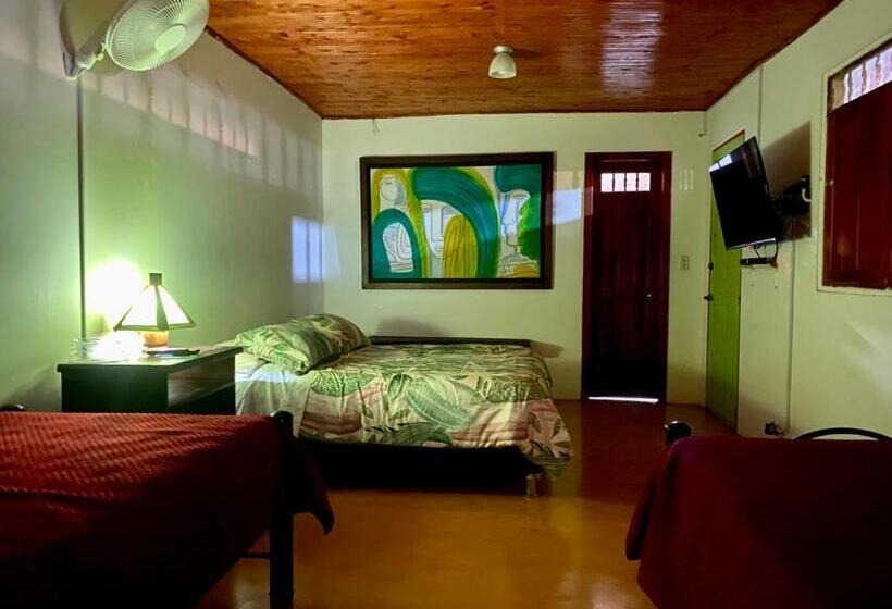 スタンダード4人部屋, Finca Hotel El Laurel Parque Del Café