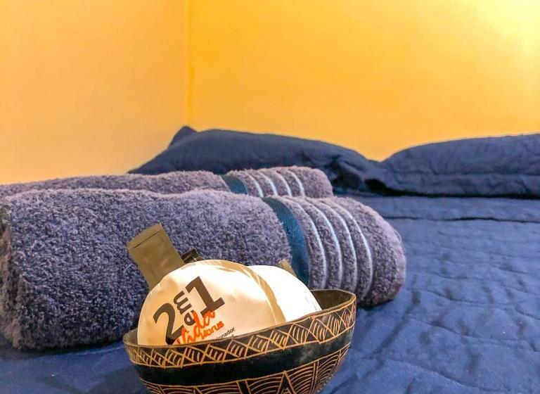 Номер Стандарт Трехместный, Pousadas Casa Do Ivo Santarém