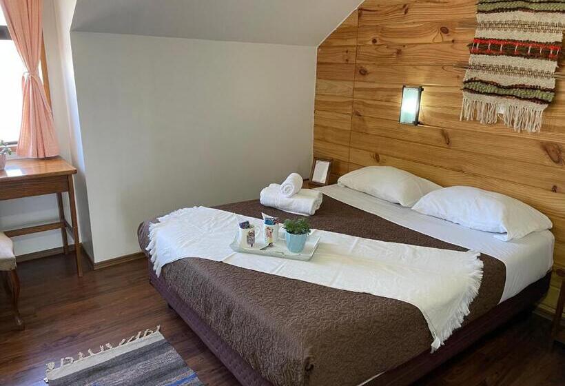 标准间, 8 Habitación Privada Cama Matrimonial