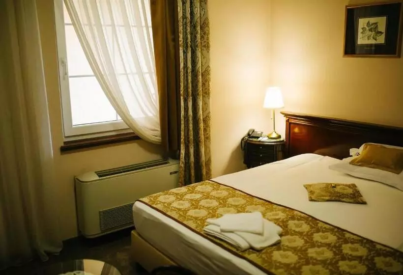 اتاق لوکس یک تخته, Garni Hotel Andric