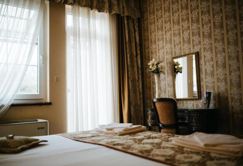 اتاق استاندارد, Garni Hotel Andric