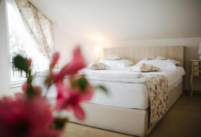 اتاق استاندارد, Garni Hotel Andric