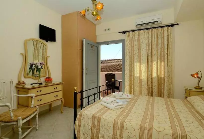 اتاق استاندارد, Acrothea