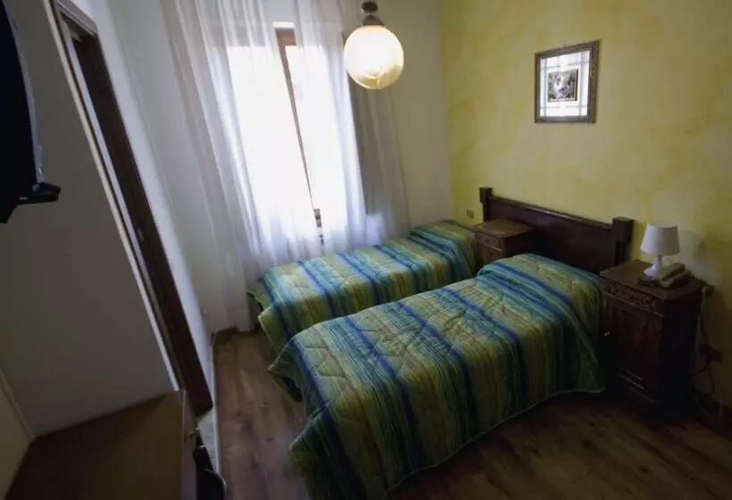 Standard-huone, B&b Edelweiss