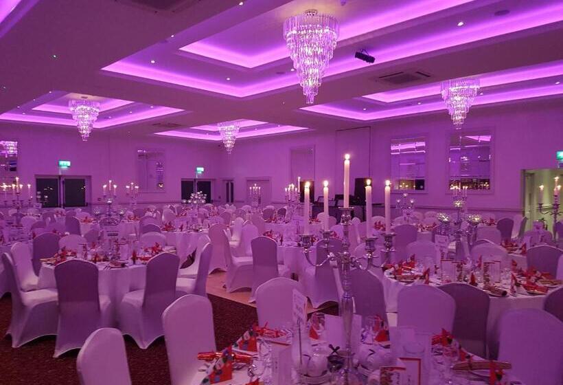 غرفة قياسية, Caisleain Oir