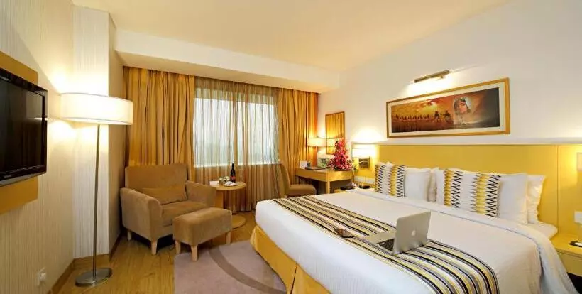 デラックスルーム, Zone Connect By The Park Saket New Delhi