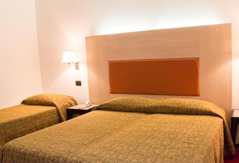 スタンダードトリプルルーム, Fontanelle