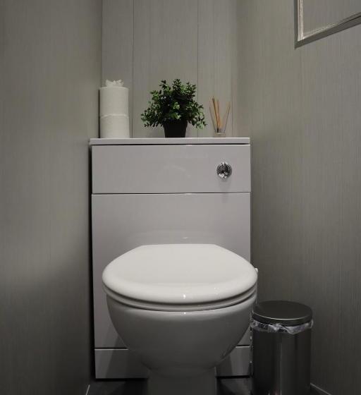 חדר משפחתי, Harbourside