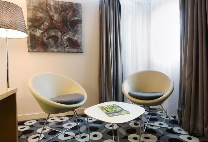 デラックスルーム, Holiday Inn Sittingbourne, An Ihg
