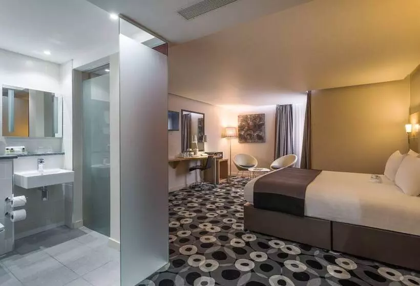 身障者適用スタンダードルーム, Holiday Inn Sittingbourne, An Ihg