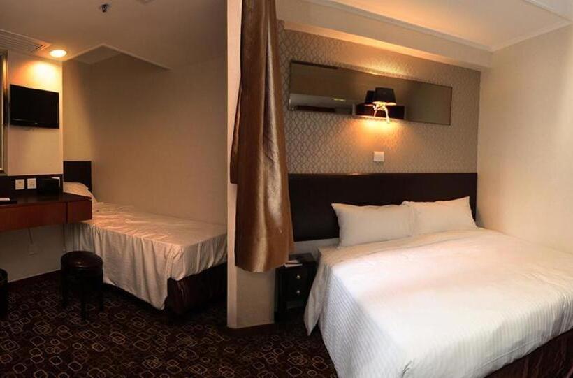 اتاق استاندارد سه نفره, Lander Hotel Prince Edward