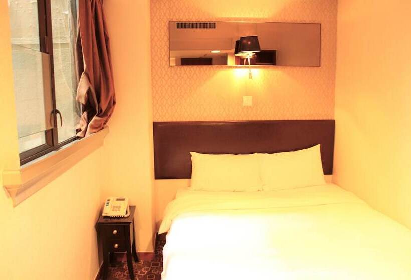 اتاق استاندارد سه نفره, Lander Hotel Prince Edward