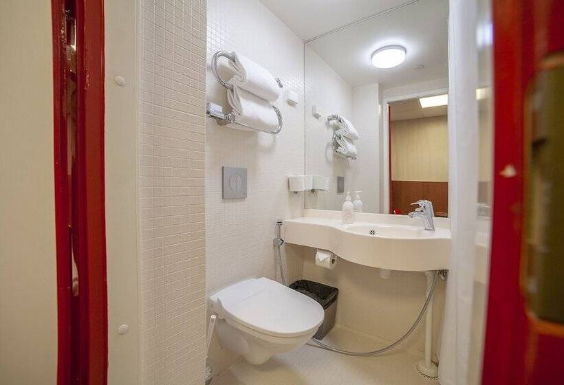 Номер Стандарт, Omena Hotel Helsinki City Centre