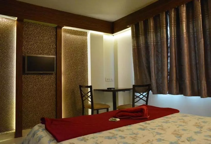 اتاق استاندارد, Roundcube Guest House