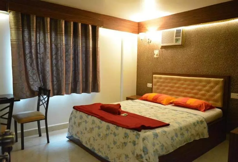 اتاق استاندارد, Roundcube Guest House