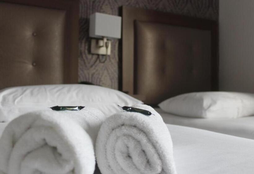 四人标准间, St. Judes Lodge B&b