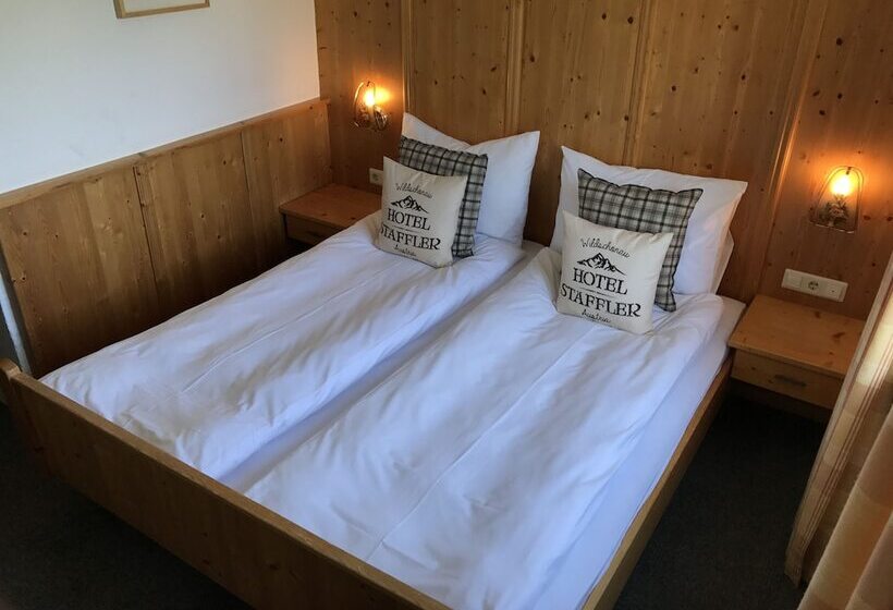 스탠다드 룸, Staffler