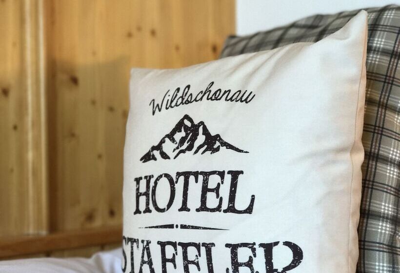 스탠다드 트리플 룸, Staffler