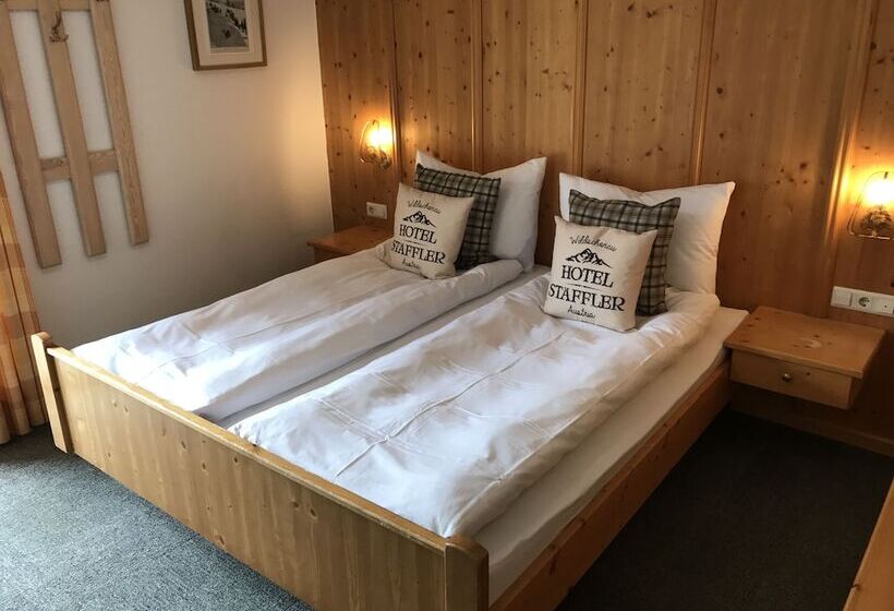 스탠다드 트리플 룸, Staffler