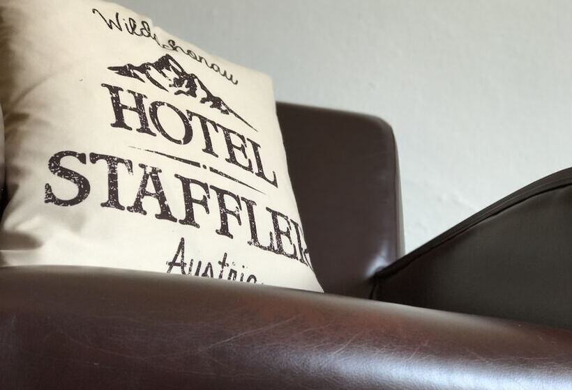 패밀리 룸, Staffler