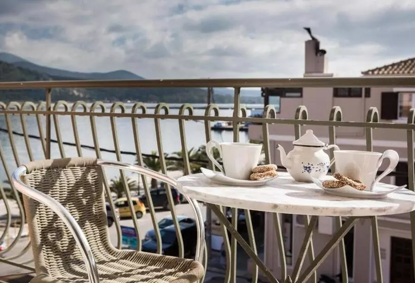 Standard Room with Balcony Side Sea View, Tourist Boutique