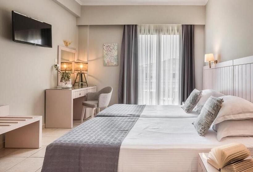 带阳台及侧面海景的标准房间, Tourist Boutique